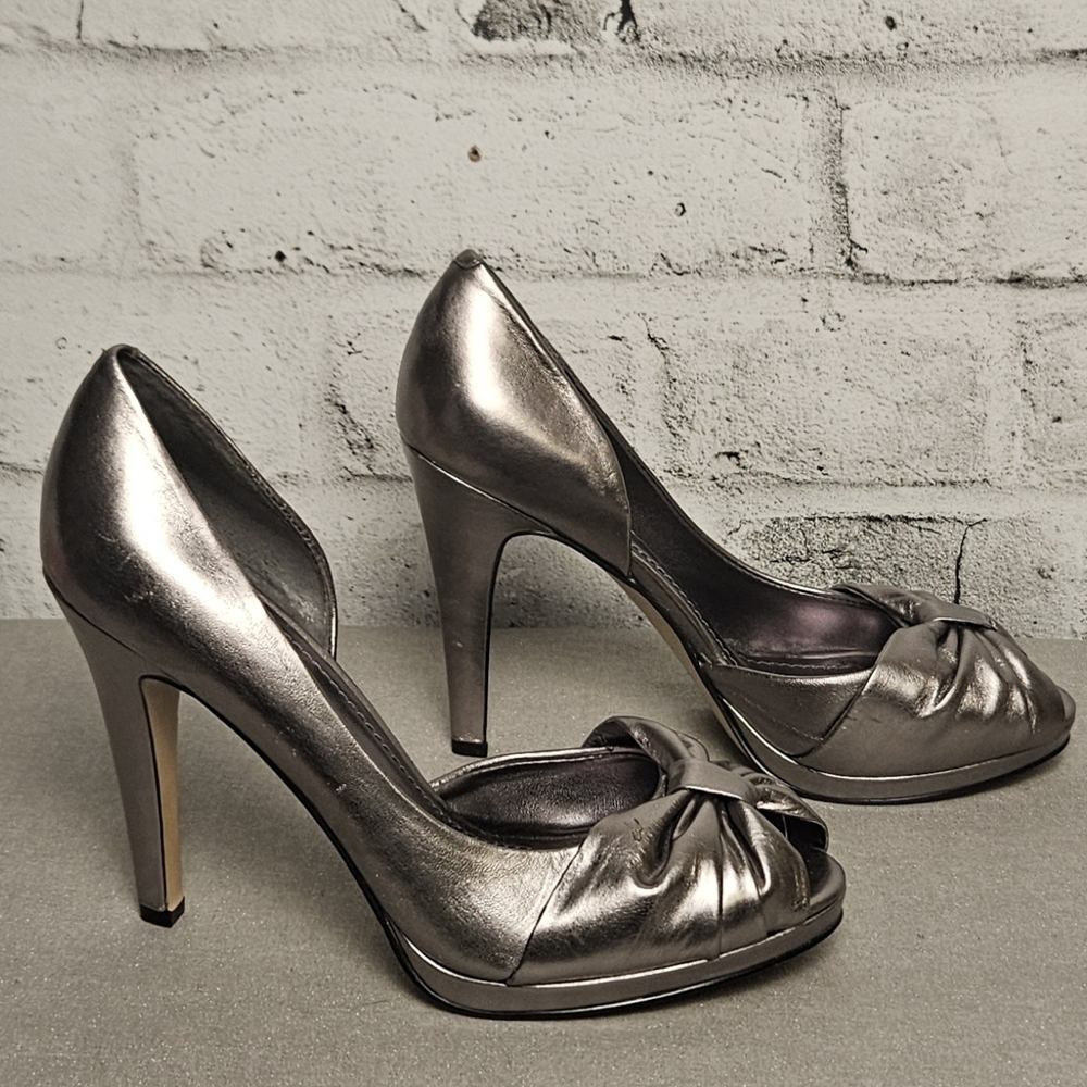 Nine West Metallic Gunmetal Peep Toe Bow Platform Heels Size 7.5